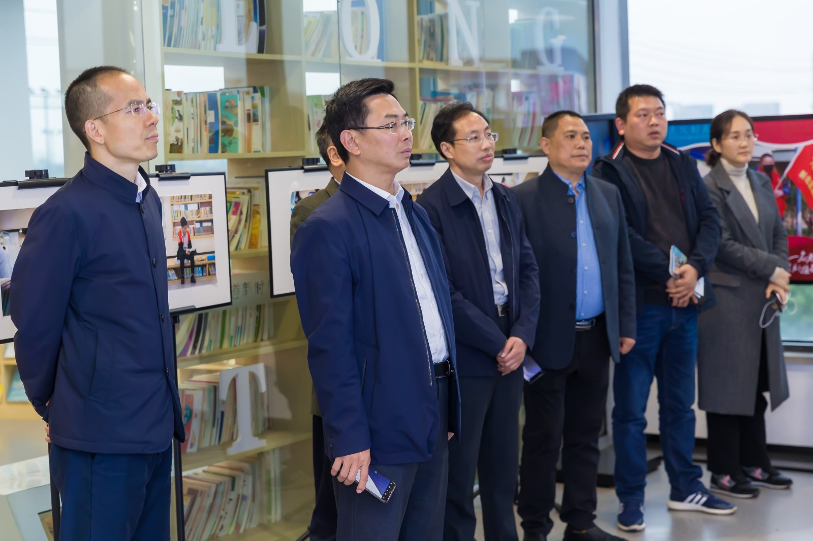 陪同县委常委、统战部部长魏国到常州考察调研网络人士统战工作